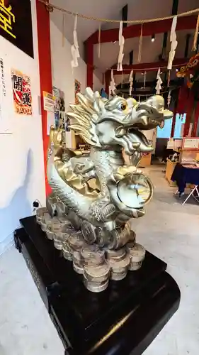 神護龍神社の像