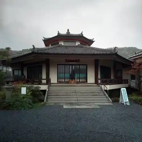 心通院の本殿・本堂