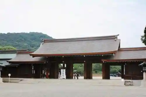 橿原神宮の山門・神門