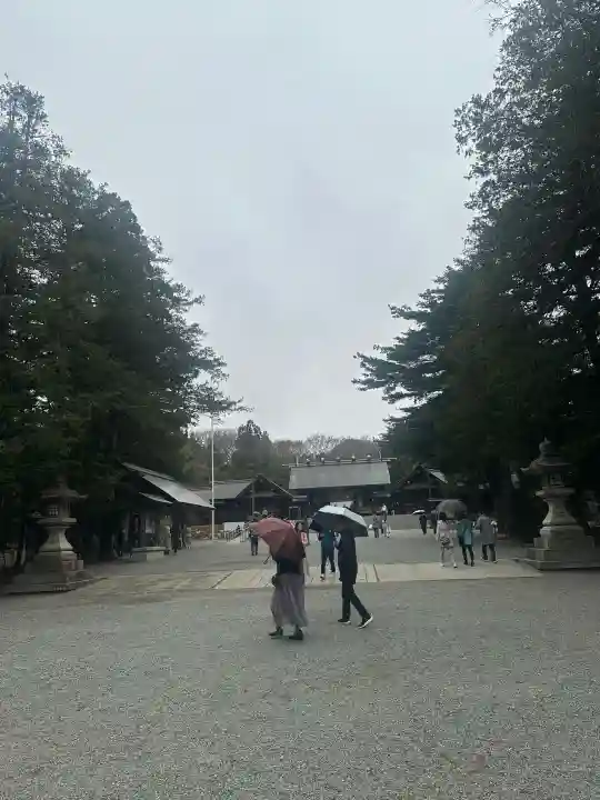 北海道神宮の{uncategorized: "未分類", other: "その他", undefined: "問題あり", building: "その他建物", grave: "お墓", sacred_gate: "鳥居", guardian: "狛犬", statue: "像", buddha: "仏像", history: "歴史", nature: "自然", garden: "庭園", animal: "動物", pagoda: "塔", temizu: "手水舎", mountain_gate: "山門・神門", sanctuary: "本殿・本堂", subordinate: "末社・摂社", art: "芸術", scenery: "景色", jizo: "地蔵", ema: "絵馬", goshuin: "御朱印", omikuji: "おみくじ", items: "授与品その他", amulet: "お守り", goshuincho: "御朱印帳", eats: "食事", festival: "お祭り", votive_dance: "神楽", shichigosan: "七五三参", wedding: "結婚式", experience: "体験その他", initially: "初詣", around: "周辺", anti_infection: "感染症対策"}
