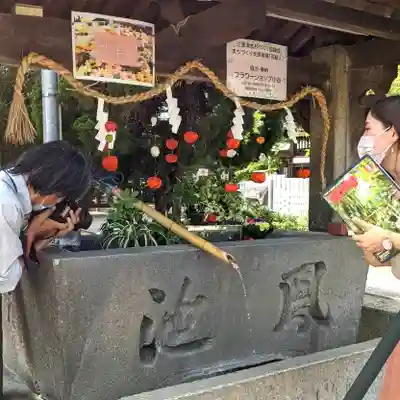 三津厳島神社の手水舎
