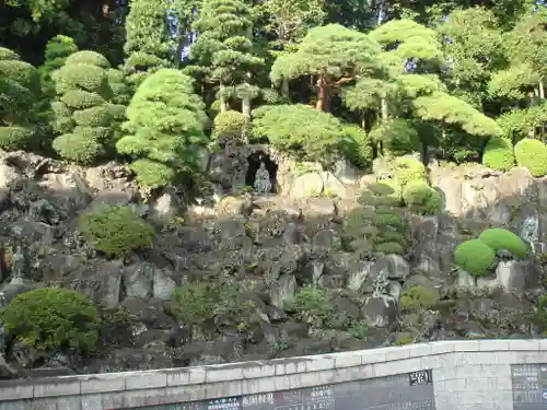 成田山新勝寺の庭園