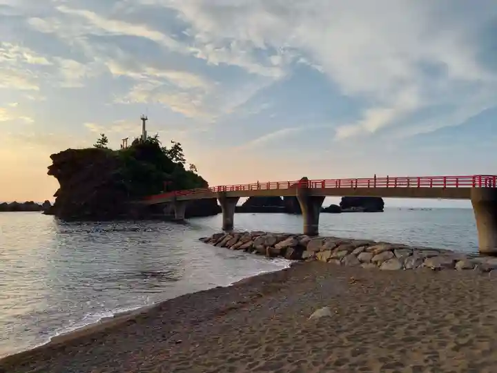 白山神社の末社・摂社