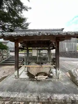 明喜神社の手水舎