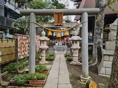 高円寺氷川神社の鳥居