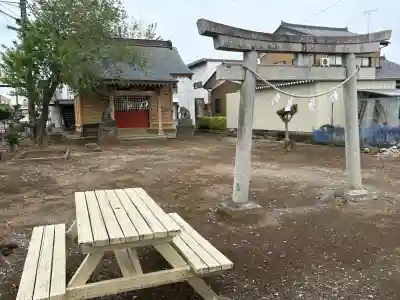 琴平神社の{uncategorized: "未分類", other: "その他", undefined: "問題あり", building: "その他建物", grave: "お墓", sacred_gate: "鳥居", guardian: "狛犬", statue: "像", buddha: "仏像", history: "歴史", nature: "自然", garden: "庭園", animal: "動物", pagoda: "塔", temizu: "手水舎", mountain_gate: "山門・神門", sanctuary: "本殿・本堂", subordinate: "末社・摂社", art: "芸術", scenery: "景色", jizo: "地蔵", ema: "絵馬", goshuin: "御朱印", omikuji: "おみくじ", items: "授与品その他", amulet: "お守り", goshuincho: "御朱印帳", eats: "食事", festival: "お祭り", votive_dance: "神楽", shichigosan: "七五三参", wedding: "結婚式", experience: "体験その他", initially: "初詣", around: "周辺", anti_infection: "感染症対策"}