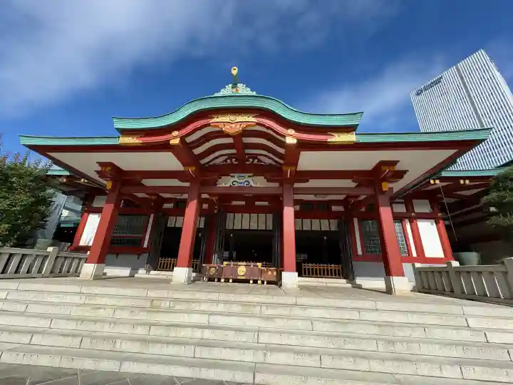 日枝神社の{uncategorized: "未分類", other: "その他", undefined: "問題あり", building: "その他建物", grave: "お墓", sacred_gate: "鳥居", guardian: "狛犬", statue: "像", buddha: "仏像", history: "歴史", nature: "自然", garden: "庭園", animal: "動物", pagoda: "塔", temizu: "手水舎", mountain_gate: "山門・神門", sanctuary: "本殿・本堂", subordinate: "末社・摂社", art: "芸術", scenery: "景色", jizo: "地蔵", ema: "絵馬", goshuin: "御朱印", omikuji: "おみくじ", items: "授与品その他", amulet: "お守り", goshuincho: "御朱印帳", eats: "食事", festival: "お祭り", votive_dance: "神楽", shichigosan: "七五三参", wedding: "結婚式", experience: "体験その他", initially: "初詣", around: "周辺", anti_infection: "感染症対策"}