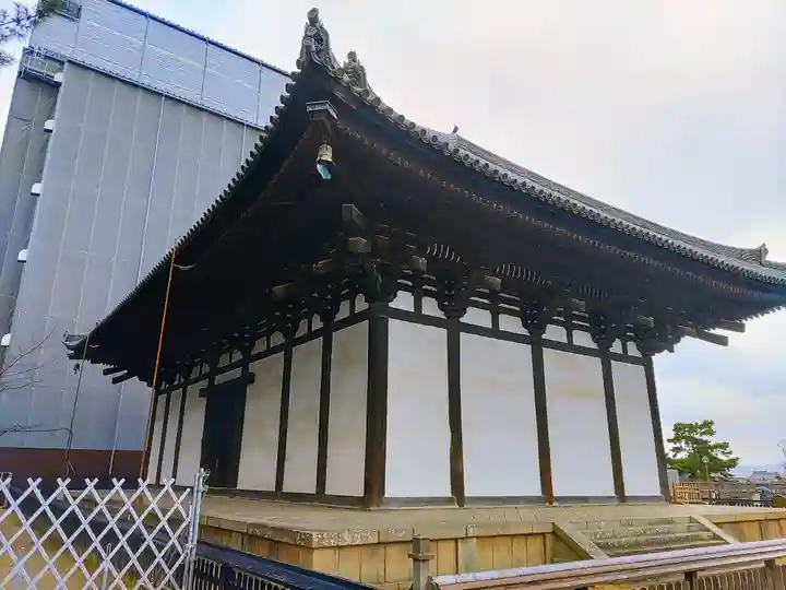 興福寺の本殿・本堂