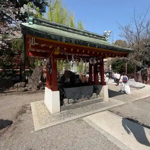 浅草神社の手水舎