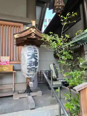芝大神宮の{uncategorized: "未分類", other: "その他", undefined: "問題あり", building: "その他建物", grave: "お墓", sacred_gate: "鳥居", guardian: "狛犬", statue: "像", buddha: "仏像", history: "歴史", nature: "自然", garden: "庭園", animal: "動物", pagoda: "塔", temizu: "手水舎", mountain_gate: "山門・神門", sanctuary: "本殿・本堂", subordinate: "末社・摂社", art: "芸術", scenery: "景色", jizo: "地蔵", ema: "絵馬", goshuin: "御朱印", omikuji: "おみくじ", items: "授与品その他", amulet: "お守り", goshuincho: "御朱印帳", eats: "食事", festival: "お祭り", votive_dance: "神楽", shichigosan: "七五三参", wedding: "結婚式", experience: "体験その他", initially: "初詣", around: "周辺", anti_infection: "感染症対策"}
