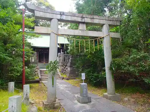 忍　諏訪神社・東照宮　の鳥居