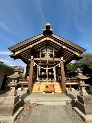 十二神社の{uncategorized: "未分類", other: "その他", undefined: "問題あり", building: "その他建物", grave: "お墓", sacred_gate: "鳥居", guardian: "狛犬", statue: "像", buddha: "仏像", history: "歴史", nature: "自然", garden: "庭園", animal: "動物", pagoda: "塔", temizu: "手水舎", mountain_gate: "山門・神門", sanctuary: "本殿・本堂", subordinate: "末社・摂社", art: "芸術", scenery: "景色", jizo: "地蔵", ema: "絵馬", goshuin: "御朱印", omikuji: "おみくじ", items: "授与品その他", amulet: "お守り", goshuincho: "御朱印帳", eats: "食事", festival: "お祭り", votive_dance: "神楽", shichigosan: "七五三参", wedding: "結婚式", experience: "体験その他", initially: "初詣", around: "周辺", anti_infection: "感染症対策"}