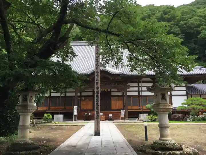 蕃松院の本殿・本堂