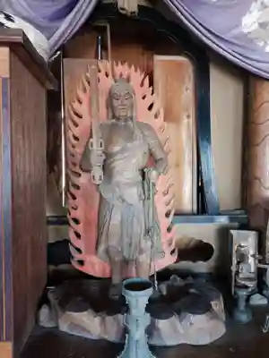荒井不動尊の仏像