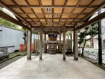 境稲荷神社の本殿