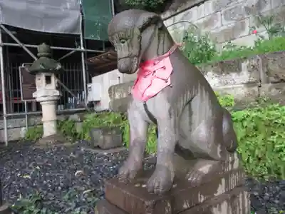 瀧泉寺(目黒不動尊)の狛犬