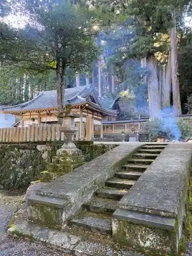 御井神社の建物その他