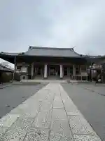 東本願寺の{uncategorized: "未分類", other: "その他", undefined: "問題あり", building: "その他建物", grave: "お墓", sacred_gate: "鳥居", guardian: "狛犬", statue: "像", buddha: "仏像", history: "歴史", nature: "自然", garden: "庭園", animal: "動物", pagoda: "塔", temizu: "手水舎", mountain_gate: "山門・神門", sanctuary: "本殿・本堂", subordinate: "末社・摂社", art: "芸術", scenery: "景色", jizo: "地蔵", ema: "絵馬", goshuin: "御朱印", omikuji: "おみくじ", items: "授与品その他", amulet: "お守り", goshuincho: "御朱印帳", eats: "食事", festival: "お祭り", votive_dance: "神楽", shichigosan: "七五三参", wedding: "結婚式", experience: "体験その他", initially: "初詣", around: "周辺", anti_infection: "感染症対策"}