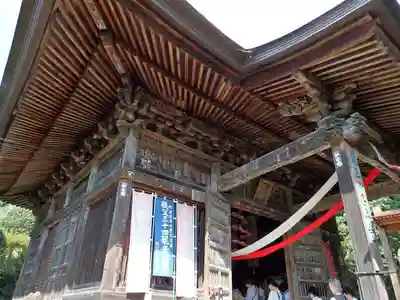 岩之上堂の本殿・本堂