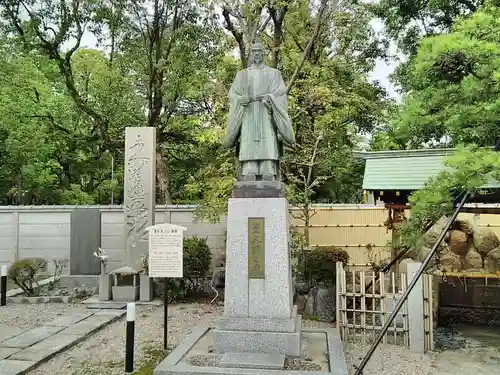 常泉寺の像