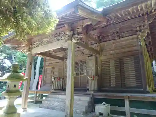 岩殿寺の本殿・本堂