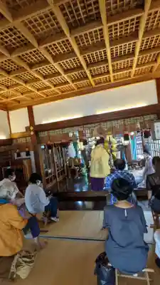 三輪神社の本殿・本堂