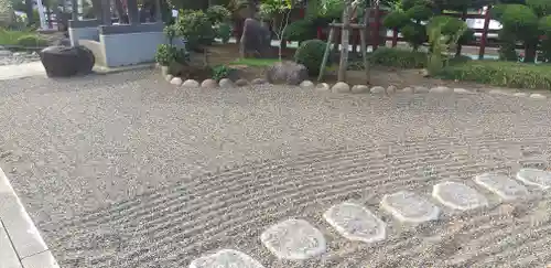 埴生神社の庭園