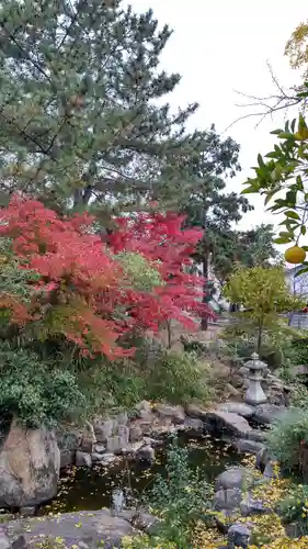 御前神社の庭園