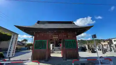 語歌堂の山門・神門