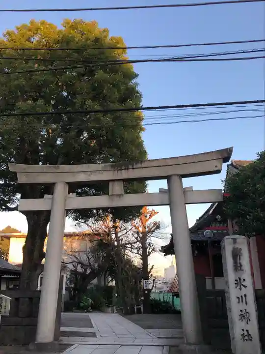 麻布氷川神社の鳥居