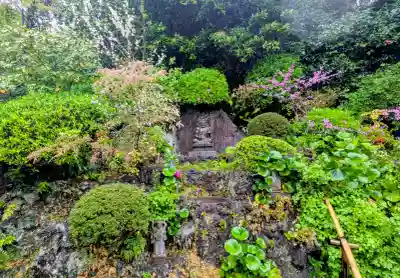 長谷寺の{uncategorized: "未分類", other: "その他", undefined: "問題あり", building: "その他建物", grave: "お墓", sacred_gate: "鳥居", guardian: "狛犬", statue: "像", buddha: "仏像", history: "歴史", nature: "自然", garden: "庭園", animal: "動物", pagoda: "塔", temizu: "手水舎", mountain_gate: "山門・神門", sanctuary: "本殿・本堂", subordinate: "末社・摂社", art: "芸術", scenery: "景色", jizo: "地蔵", ema: "絵馬", goshuin: "御朱印", omikuji: "おみくじ", items: "授与品その他", amulet: "お守り", goshuincho: "御朱印帳", eats: "食事", festival: "お祭り", votive_dance: "神楽", shichigosan: "七五三参", wedding: "結婚式", experience: "体験その他", initially: "初詣", around: "周辺", anti_infection: "感染症対策"}