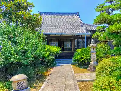 定福寺の本殿・本堂