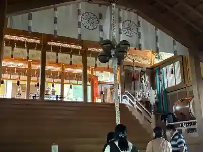 天河大辨財天社の{uncategorized: "未分類", other: "その他", undefined: "問題あり", building: "その他建物", grave: "お墓", sacred_gate: "鳥居", guardian: "狛犬", statue: "像", buddha: "仏像", history: "歴史", nature: "自然", garden: "庭園", animal: "動物", pagoda: "塔", temizu: "手水舎", mountain_gate: "山門・神門", sanctuary: "本殿・本堂", subordinate: "末社・摂社", art: "芸術", scenery: "景色", jizo: "地蔵", ema: "絵馬", goshuin: "御朱印", omikuji: "おみくじ", items: "授与品その他", amulet: "お守り", goshuincho: "御朱印帳", eats: "食事", festival: "お祭り", votive_dance: "神楽", shichigosan: "七五三参", wedding: "結婚式", experience: "体験その他", initially: "初詣", around: "周辺", anti_infection: "感染症対策"}