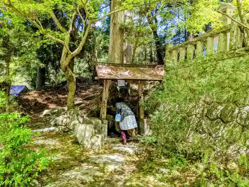 八王子神社の手水