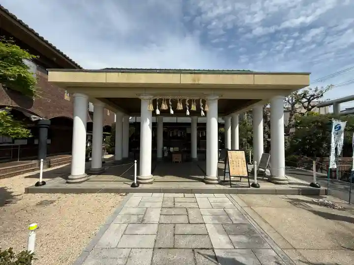 飛行神社の{uncategorized: "未分類", other: "その他", undefined: "問題あり", building: "その他建物", grave: "お墓", sacred_gate: "鳥居", guardian: "狛犬", statue: "像", buddha: "仏像", history: "歴史", nature: "自然", garden: "庭園", animal: "動物", pagoda: "塔", temizu: "手水舎", mountain_gate: "山門・神門", sanctuary: "本殿・本堂", subordinate: "末社・摂社", art: "芸術", scenery: "景色", jizo: "地蔵", ema: "絵馬", goshuin: "御朱印", omikuji: "おみくじ", items: "授与品その他", amulet: "お守り", goshuincho: "御朱印帳", eats: "食事", festival: "お祭り", votive_dance: "神楽", shichigosan: "七五三参", wedding: "結婚式", experience: "体験その他", initially: "初詣", around: "周辺", anti_infection: "感染症対策"}