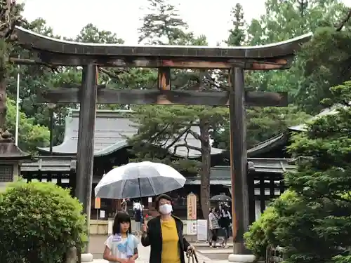 上杉神社の鳥居