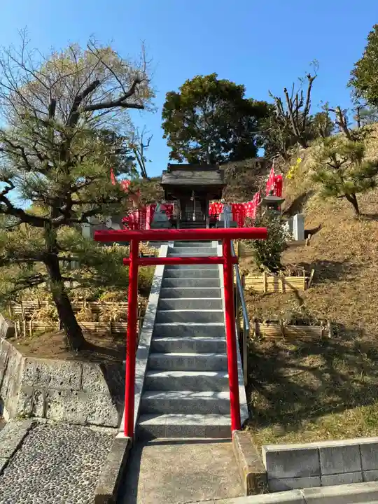 早雲稲荷枳尼天尊様(神奈川県)