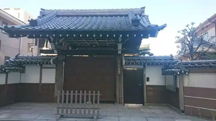託法寺の山門・神門