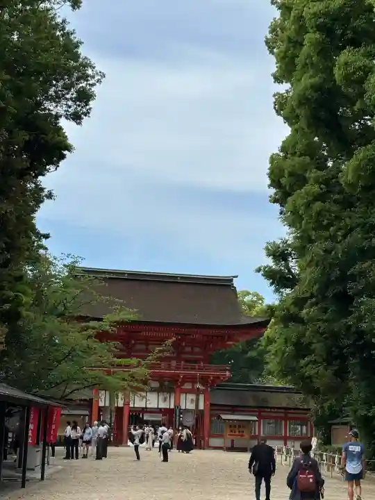 賀茂御祖神社(下鴨神社)の{uncategorized: "未分類", other: "その他", undefined: "問題あり", building: "その他建物", grave: "お墓", sacred_gate: "鳥居", guardian: "狛犬", statue: "像", buddha: "仏像", history: "歴史", nature: "自然", garden: "庭園", animal: "動物", pagoda: "塔", temizu: "手水舎", mountain_gate: "山門・神門", sanctuary: "本殿・本堂", subordinate: "末社・摂社", art: "芸術", scenery: "景色", jizo: "地蔵", ema: "絵馬", goshuin: "御朱印", omikuji: "おみくじ", items: "授与品その他", amulet: "お守り", goshuincho: "御朱印帳", eats: "食事", festival: "お祭り", votive_dance: "神楽", shichigosan: "七五三参", wedding: "結婚式", experience: "体験その他", initially: "初詣", around: "周辺", anti_infection: "感染症対策"}