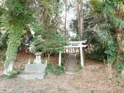 大蔵神社の{uncategorized: "未分類", other: "その他", undefined: "問題あり", building: "その他建物", grave: "お墓", sacred_gate: "鳥居", guardian: "狛犬", statue: "像", buddha: "仏像", history: "歴史", nature: "自然", garden: "庭園", animal: "動物", pagoda: "塔", temizu: "手水舎", mountain_gate: "山門・神門", sanctuary: "本殿・本堂", subordinate: "末社・摂社", art: "芸術", scenery: "景色", jizo: "地蔵", ema: "絵馬", goshuin: "御朱印", omikuji: "おみくじ", items: "授与品その他", amulet: "お守り", goshuincho: "御朱印帳", eats: "食事", festival: "お祭り", votive_dance: "神楽", shichigosan: "七五三参", wedding: "結婚式", experience: "体験その他", initially: "初詣", around: "周辺", anti_infection: "感染症対策"}