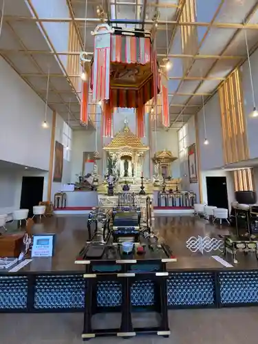 西光寺の本殿・本堂