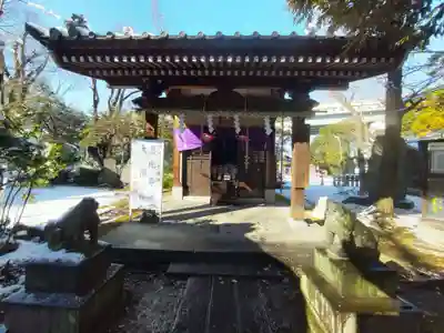 三囲神社の本殿・本堂