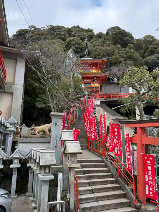 玉蔵院の{uncategorized: "未分類", other: "その他", undefined: "問題あり", building: "その他建物", grave: "お墓", sacred_gate: "鳥居", guardian: "狛犬", statue: "像", buddha: "仏像", history: "歴史", nature: "自然", garden: "庭園", animal: "動物", pagoda: "塔", temizu: "手水舎", mountain_gate: "山門・神門", sanctuary: "本殿・本堂", subordinate: "末社・摂社", art: "芸術", scenery: "景色", jizo: "地蔵", ema: "絵馬", goshuin: "御朱印", omikuji: "おみくじ", items: "授与品その他", amulet: "お守り", goshuincho: "御朱印帳", eats: "食事", festival: "お祭り", votive_dance: "神楽", shichigosan: "七五三参", wedding: "結婚式", experience: "体験その他", initially: "初詣", around: "周辺", anti_infection: "感染症対策"}