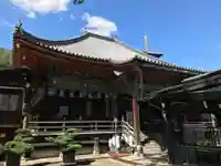 中山寺の本殿・本堂
