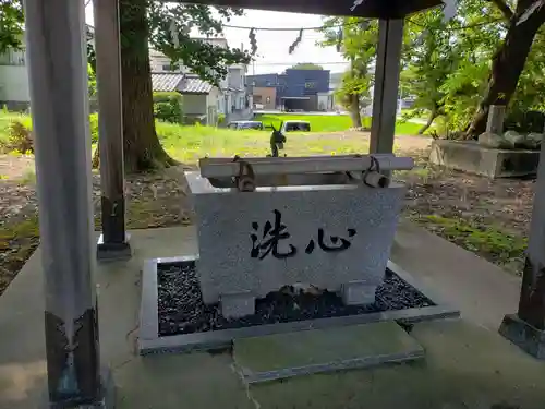 白山比咩神社の手水