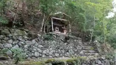 丹生川上神社(中社)の末社・摂社