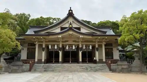 湊川神社の{uncategorized: "未分類", other: "その他", undefined: "問題あり", building: "その他建物", grave: "お墓", sacred_gate: "鳥居", guardian: "狛犬", statue: "像", buddha: "仏像", history: "歴史", nature: "自然", garden: "庭園", animal: "動物", pagoda: "塔", temizu: "手水舎", mountain_gate: "山門・神門", sanctuary: "本殿・本堂", subordinate: "末社・摂社", art: "芸術", scenery: "景色", jizo: "地蔵", ema: "絵馬", goshuin: "御朱印", omikuji: "おみくじ", items: "授与品その他", amulet: "お守り", goshuincho: "御朱印帳", eats: "食事", festival: "お祭り", votive_dance: "神楽", shichigosan: "七五三参", wedding: "結婚式", experience: "体験その他", initially: "初詣", around: "周辺", anti_infection: "感染症対策"}