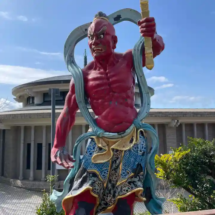 最福寺別院江の島大師の像