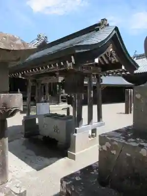 北向観音の手水舎