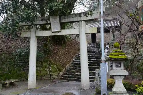 佛願寺　秋月別院の鳥居